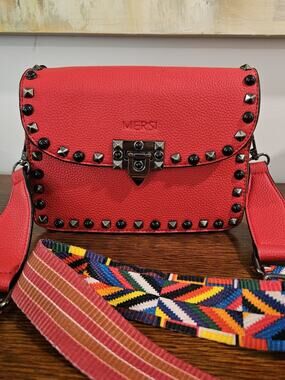 MERSI Ruby Crossbody Bag With 2 Adjustable Straps (Red) LN